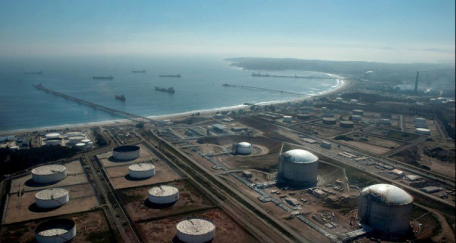 Chile cierra de forma parcial zona industrial por alta contaminación