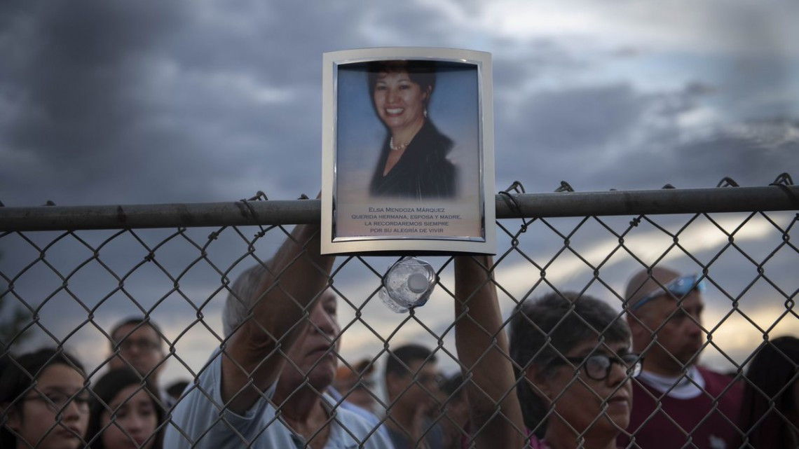 Vigilia en El Paso para recordar a las víctimas del tiroteo