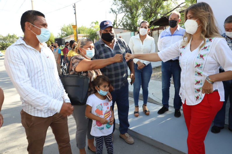 Inauguran colonos otra de las 473 nuevas pavimentaciones en Reynosa 