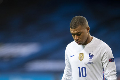 Kylian Mbappé da positivo por Covid-19