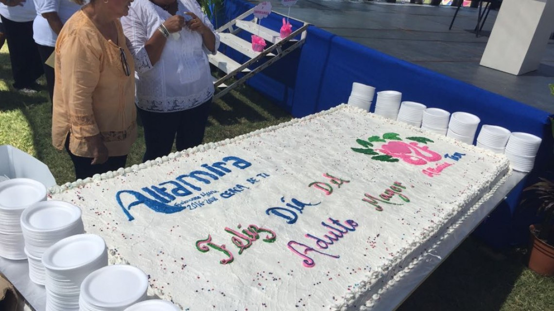 Festejan a los adultos mayores en Altamira