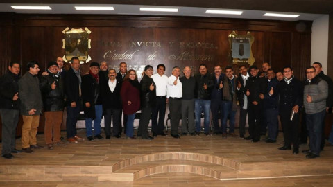 Reconocen municipio labor de docentes