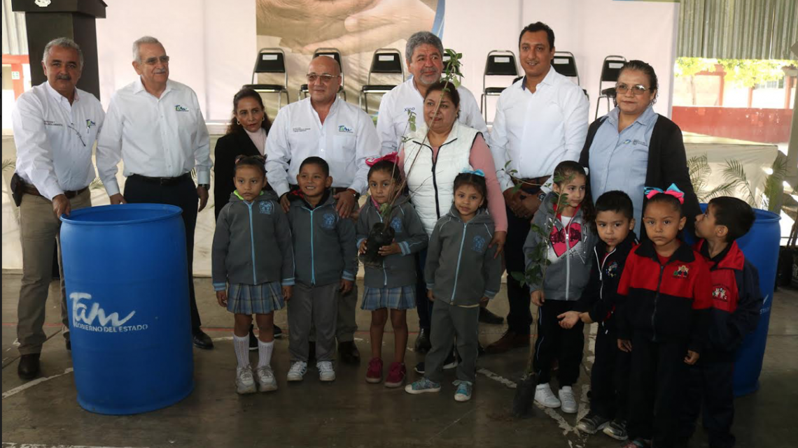Gobierno de Tamaulipas benefició a doce escuelas