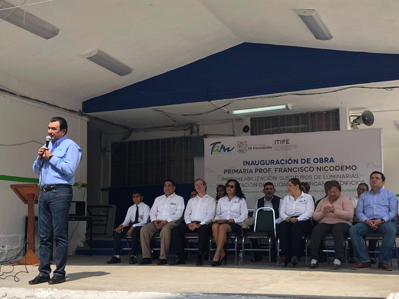 Con recursos del Fonden equipan y reparan escuelas afectadas por inundaciones en 2016