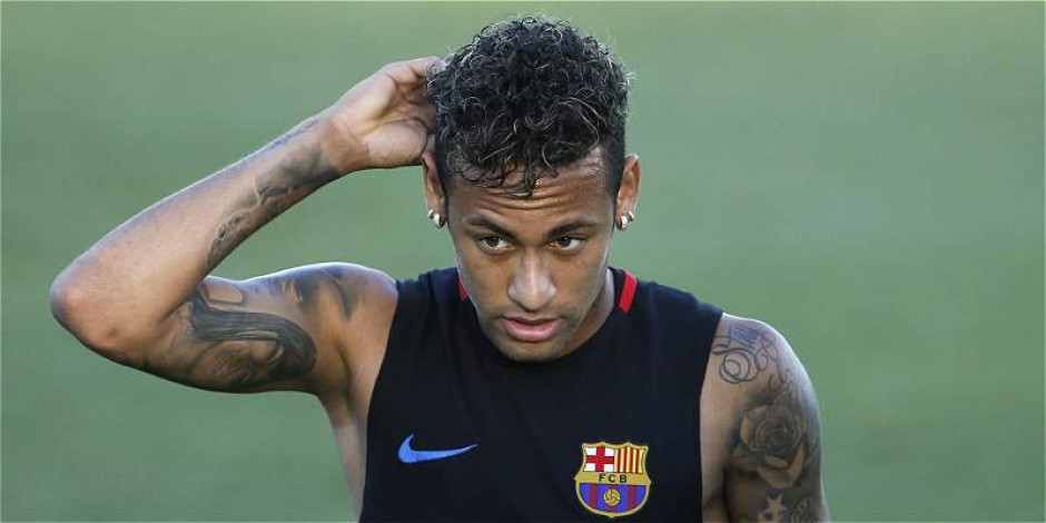 Neymar pasará reconocimiento médico con el PSG 