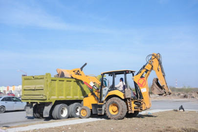 Gobierno Municipal elimina tiradero clandestino en Valles de Anáhuac