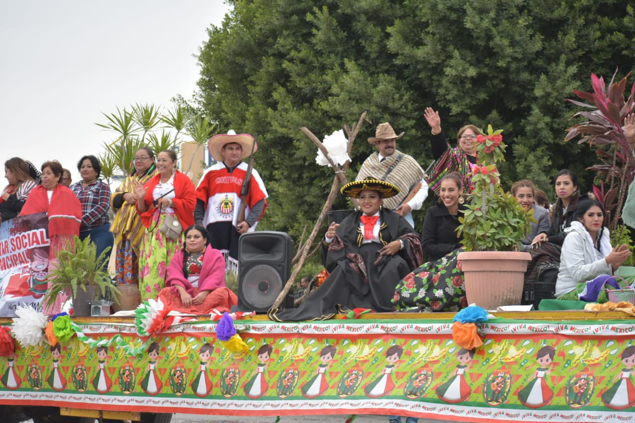 Exitoso desfile de la Revolución Mexicana en Río Bravo