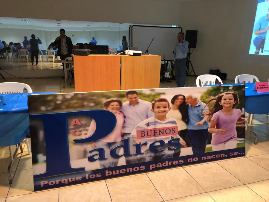 Concientizan sobre embarazos adolescentes en 2° 'Foro de la Familia y la Inseguridad'