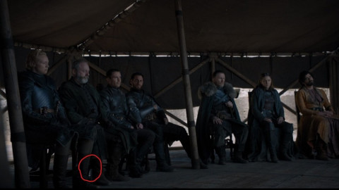 Ya no es un café, ahora son dos botellas de agua en GOT