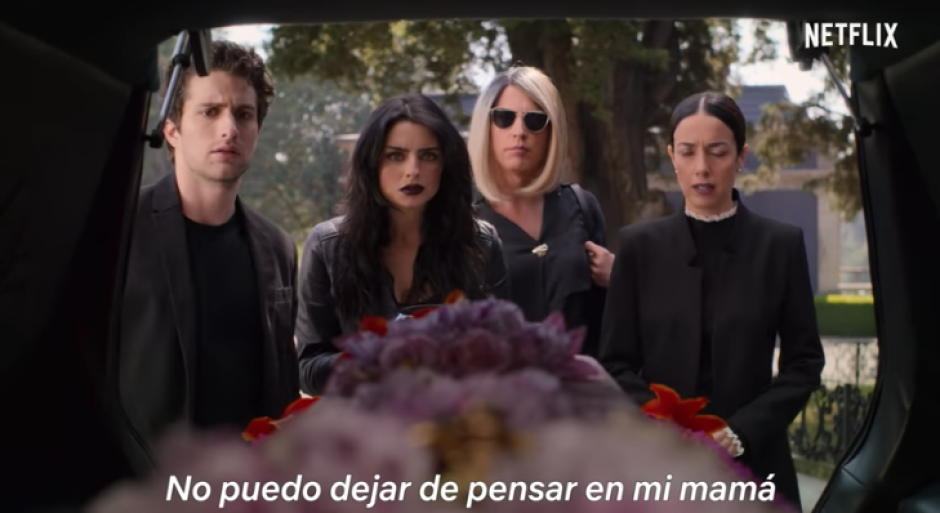 ¡No- pue-de- ser! Mira el trailer de la 2a temporada de "La Casa de las flores"