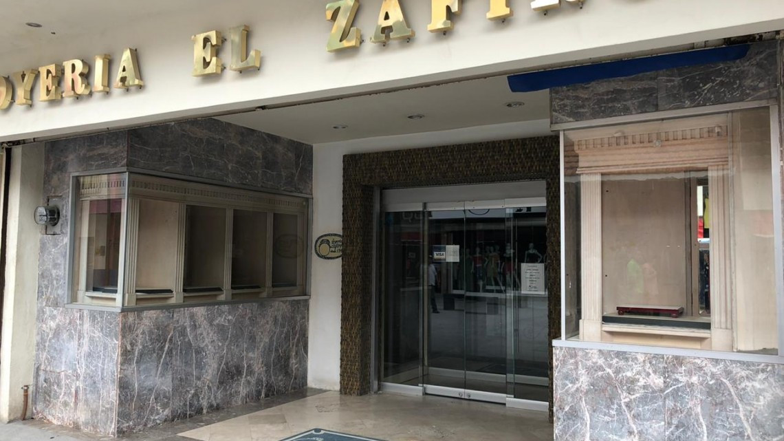 Cierran indefinidamente algunos negocios en la Peatonal Hidalgo