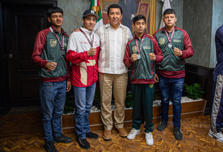 Reconocen a boxeadores matamorenses como orgullo del municipio