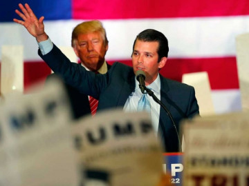 Trump vuelve a cambiar versión de reunión en Torre Trump