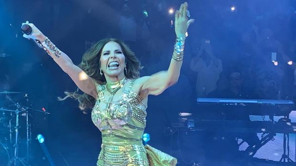 Brilla Gloria Trevi en el Domo Care y celebra a la comunidad LGBT