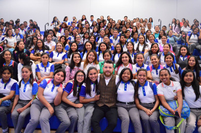 Conferencia “El Fracaso No Existe” impacta a más de 20 mil personas