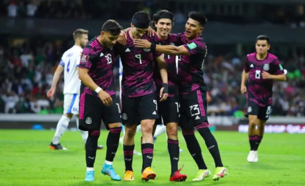 Se perderá Raúl Jiménez próximos partidos de México por lesión que no sana