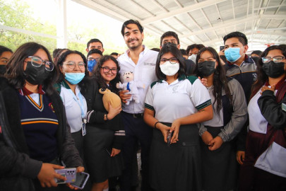 Inauguró Carlos Peña Ortiz techumbre del CETIS 71
