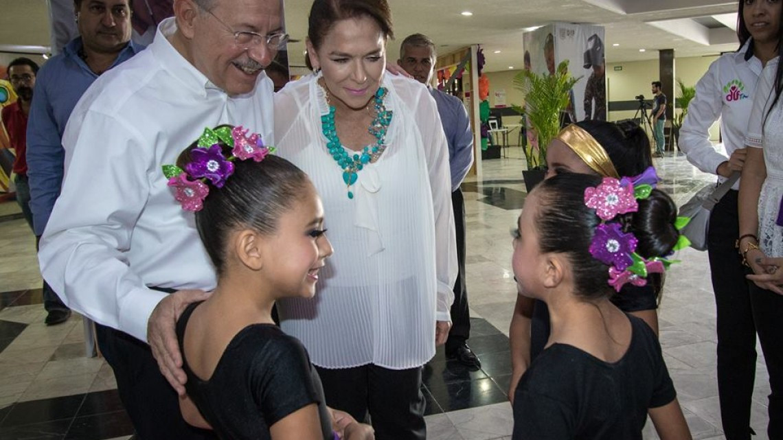 Ayuntamiento felicita a graduados de talleres CEDIF