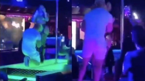 En pleno baile exótico, le pide matrimonio a su novia en Table Dance