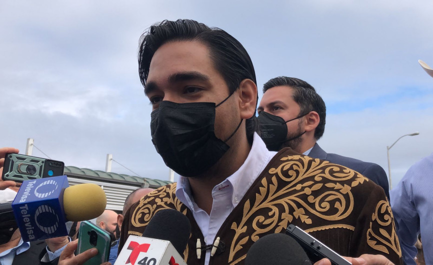 Gestionan alcaldes vacuna anticovid para menores 