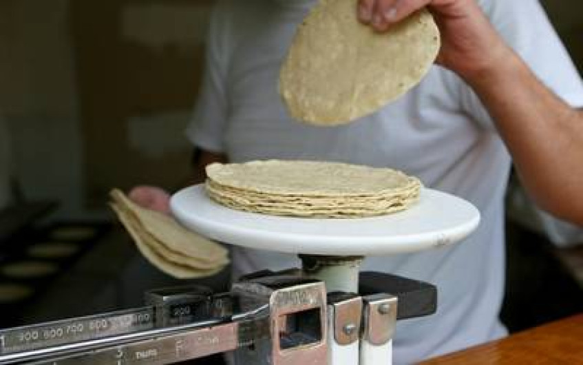 Suben la tortilla; el kilo alcanza hasta los 20 pesos en la zona sur de Tamaulipas