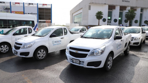 Entrega Alcaldesa Maki Ortiz maquinaria y equipo por más de 42 MDP