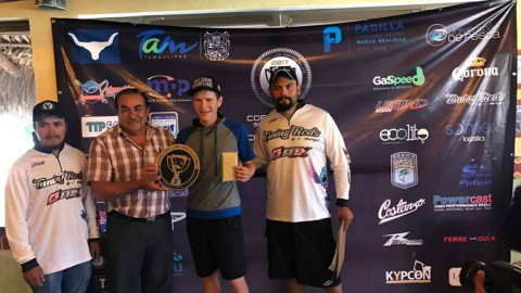 Se lleva a cabo Copa de Pesca Deportiva en la presa Vicente Guerrero