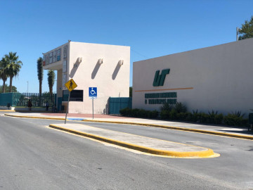 Exhorta UTTN a egresados a tramitar cédula profesional en línea