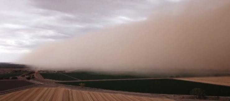Tormenta de arena invade cielo de Australia