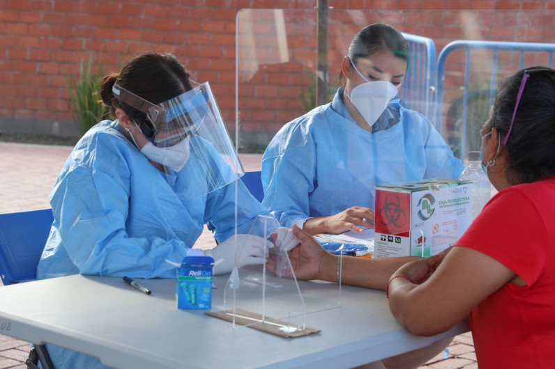 Analiza Nuevo Laredo comprar más pruebas rápidas covid-19