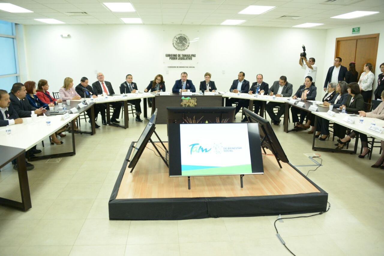 Combatir desigualdad social y generar oportunidades, trabajo de gobierno