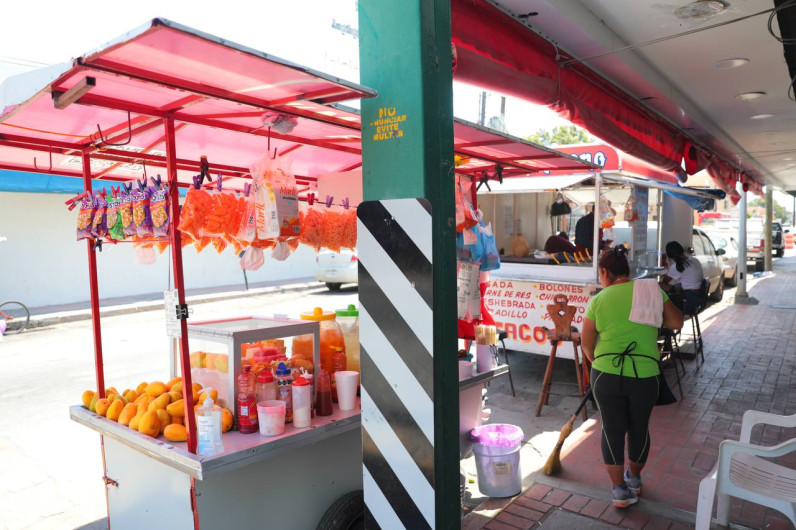 Activan protocolo para liberar vialidades y banquetas del centro histórico 