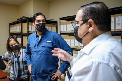 Verificó Carlos Peña ampliación de edificio del Archivo Municipal 