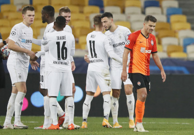 Mönchengladbach golea de visita al Shakhtar 