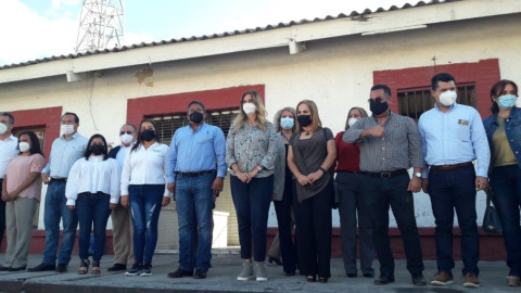 Dan banderazo de salida a construcción del museo del ferrocarril