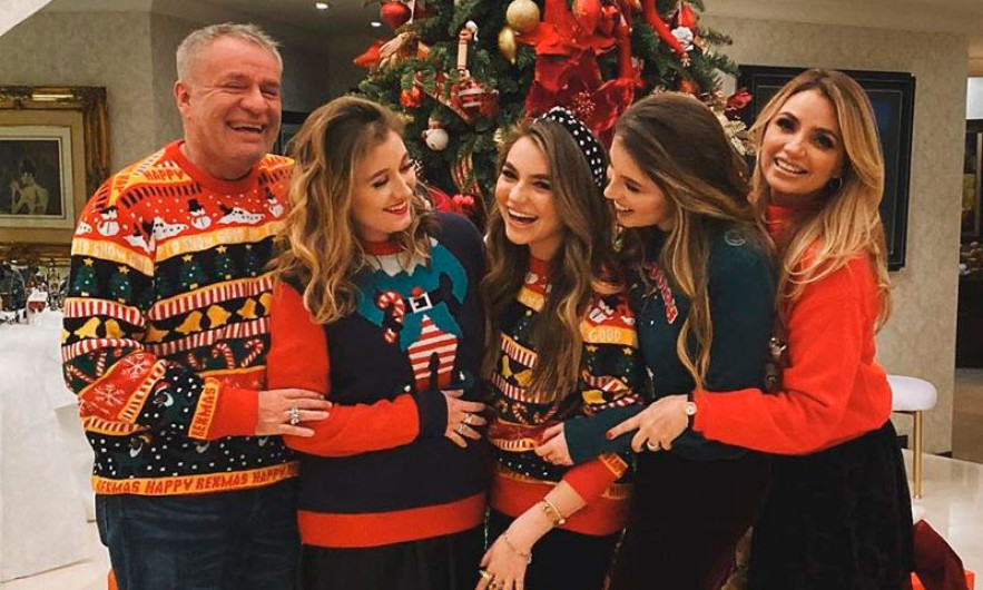 Angélica Rivera y el Güero Castro celebran juntos con sus hijas la Navidad