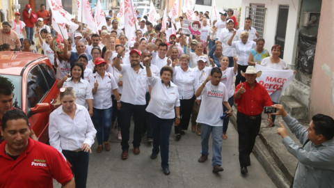 Colonia Lauro Aguirre demuestra su apoyo a Magda Peraza