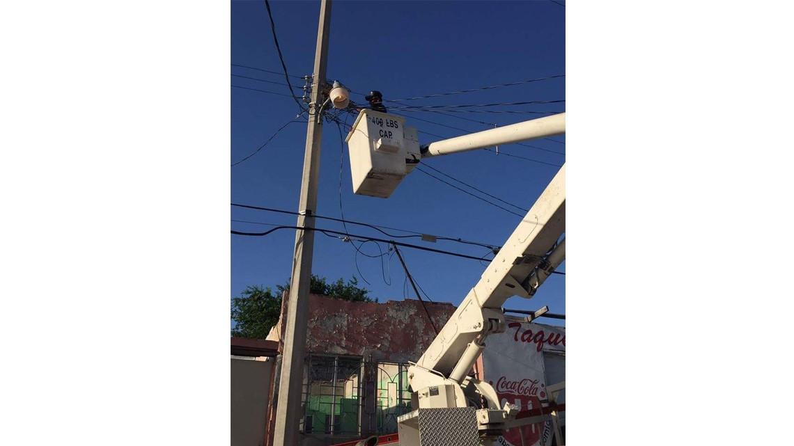  Servicios Públicos Primarios repara luminarias