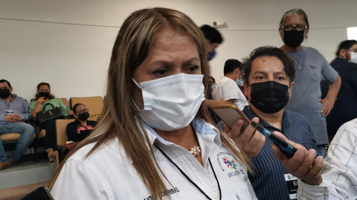 Piden a diputados ponerse a trabajar y se dejen de “chingaderas”