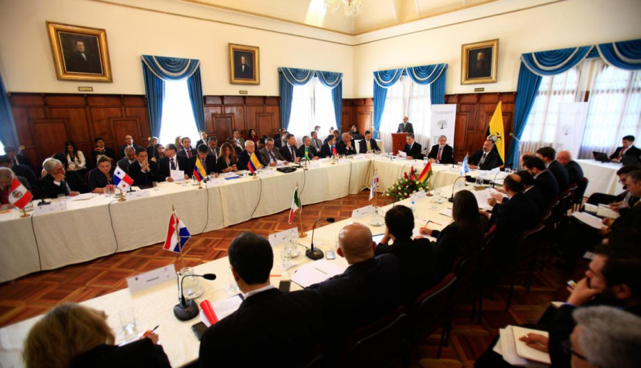 Once países ofrecen ayuda a Venezuela