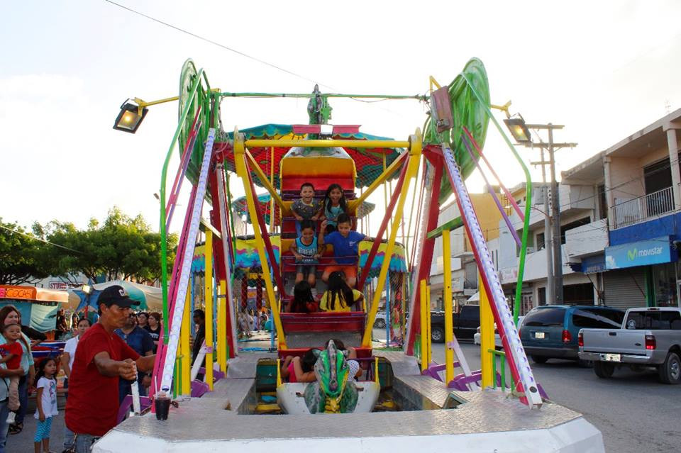 Ayuntamiento trae juegos mecánicos gratis