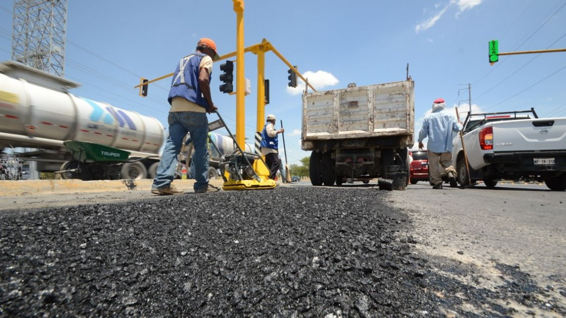 Semáforo y vialidades son modernizados por parte del Gobierno Municipal