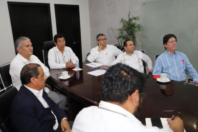 Presenta Alcalde Mario López cartera de importantes proyectos al Secretario de Salud en Tamaulipas