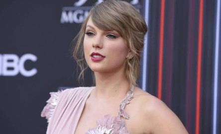 Taylor Swift promete defender los derechos de la comunidad LGBT