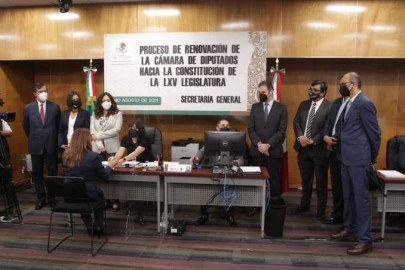 INE inicia entrega de constancias de mayoría de legisladores electos