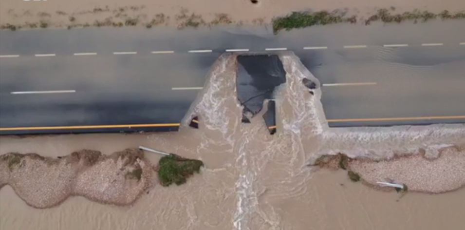 Cierran indefinidamente carretera Nuevo Laredo-Nuevo León