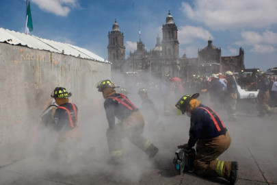 Detienen a falso bombero que laboró cinco años para el Gobierno capitalino