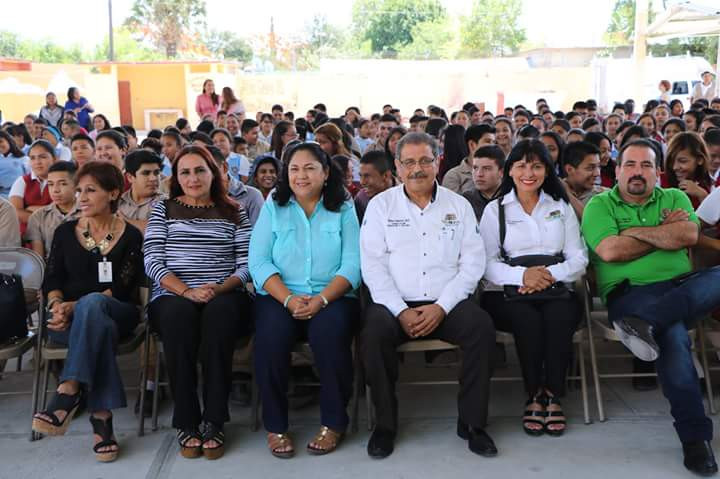 Continúan festejos del "Día del estudiante"
