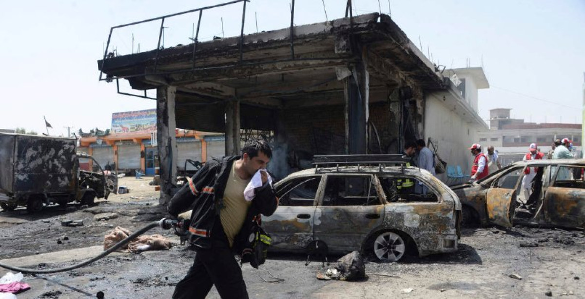 Atentado suicida en Afganistán deja 12 muertos