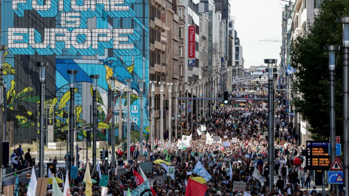 Millones marchan en el mundo por el cambio climático